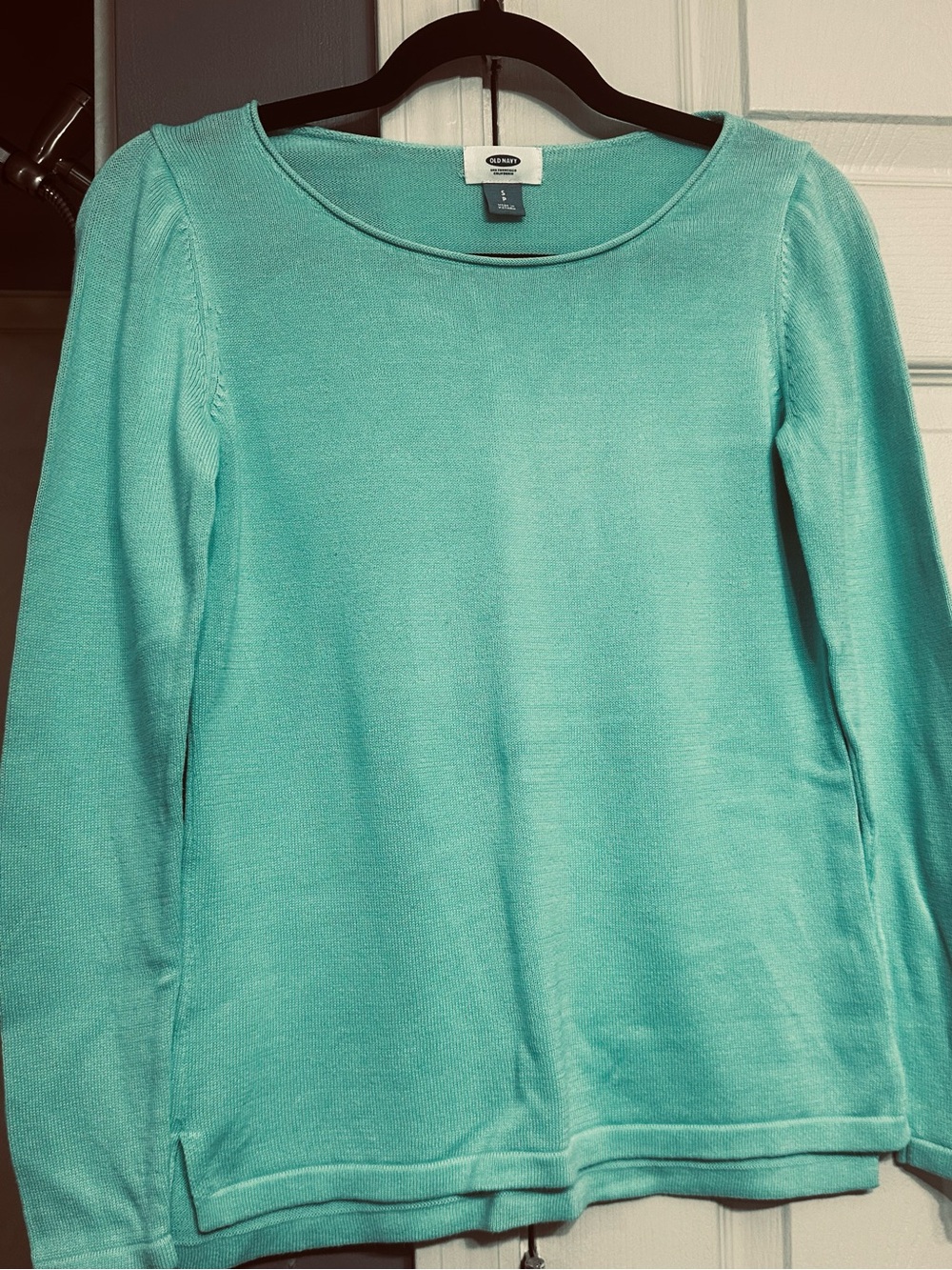 Old Navy Crewneck Top